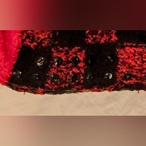 NWT - 3 Pairs Old Navy Winter Coloured Non-Skid/Gripper Socks/Slippers; Size: XL - Picture 9 of 13